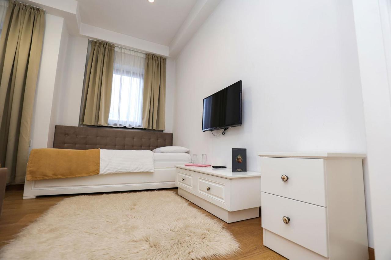 Bujtina Oxhaku Hotel