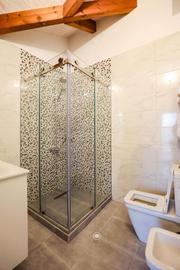 Hotel Bujtina Oxhaku Korcza